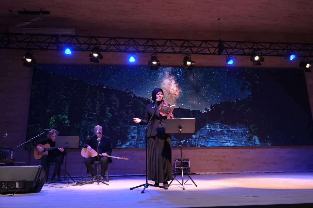 “Şehirden Şiire” Şiir ve Müzik Dinletisi Gerçekleştirildi