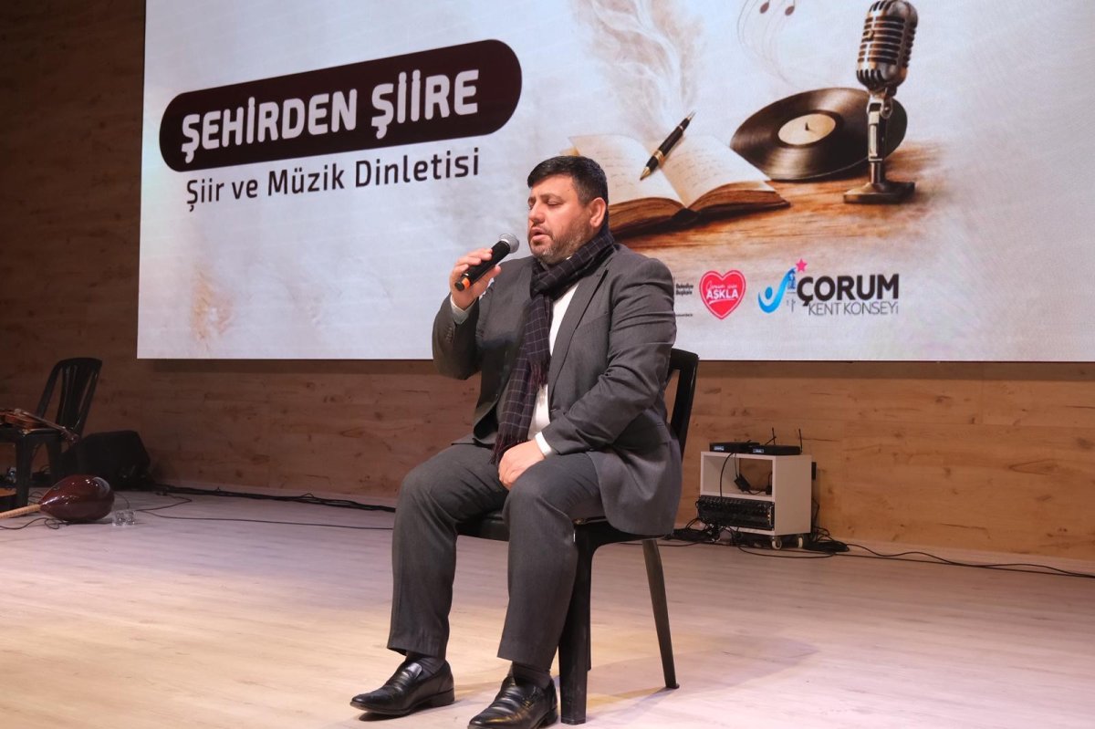 “Şehirden Şiire” Şiir ve Müzik Dinletisi Gerçekleştirildi