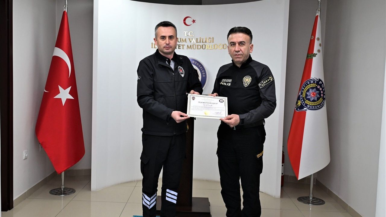 30 Milyonluk Vurgunu Önledi, Ödülle Onurlandırıldı