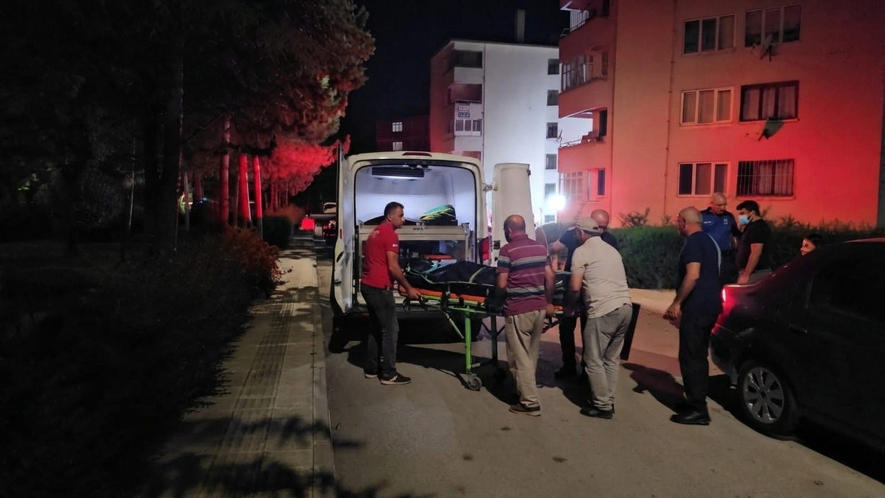 4 Gündür Haber Alınamıyordu Evinde Ölü Bulundu