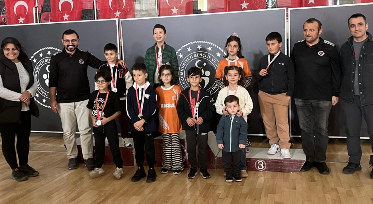 Çorum'da "Dünyanın Merkezi Satranç Turnuvası" Heyecanı Sona Erdi
