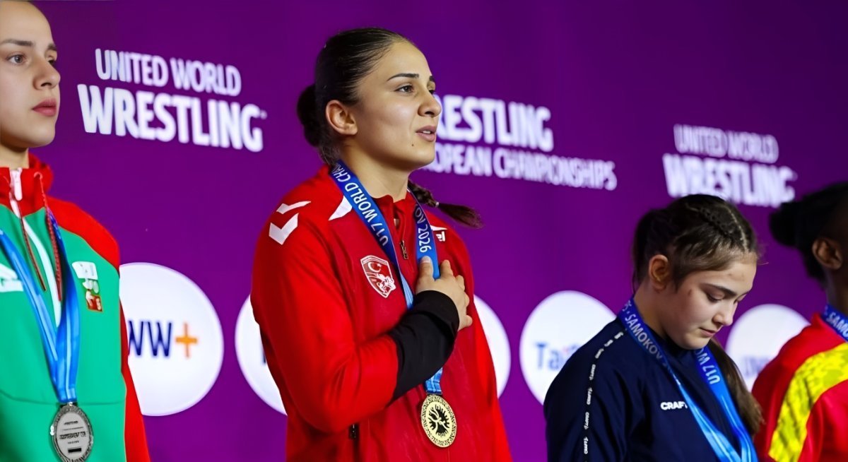 İskilip'ten Avrupa'nın Zirvesine: Milli Güreşçimiz Özdenur Özmez Avrupa Şampiyonu!