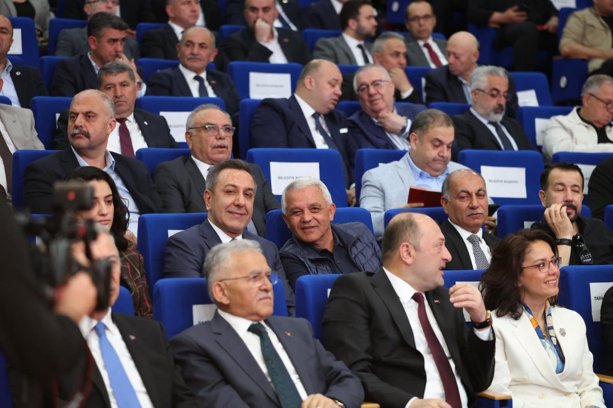 Sungurlu Belediye Başkanı Muhsin Dere'ye Önemli Görev: Tarihi Kentler Birliği Kâtip Üyesi Seçildi