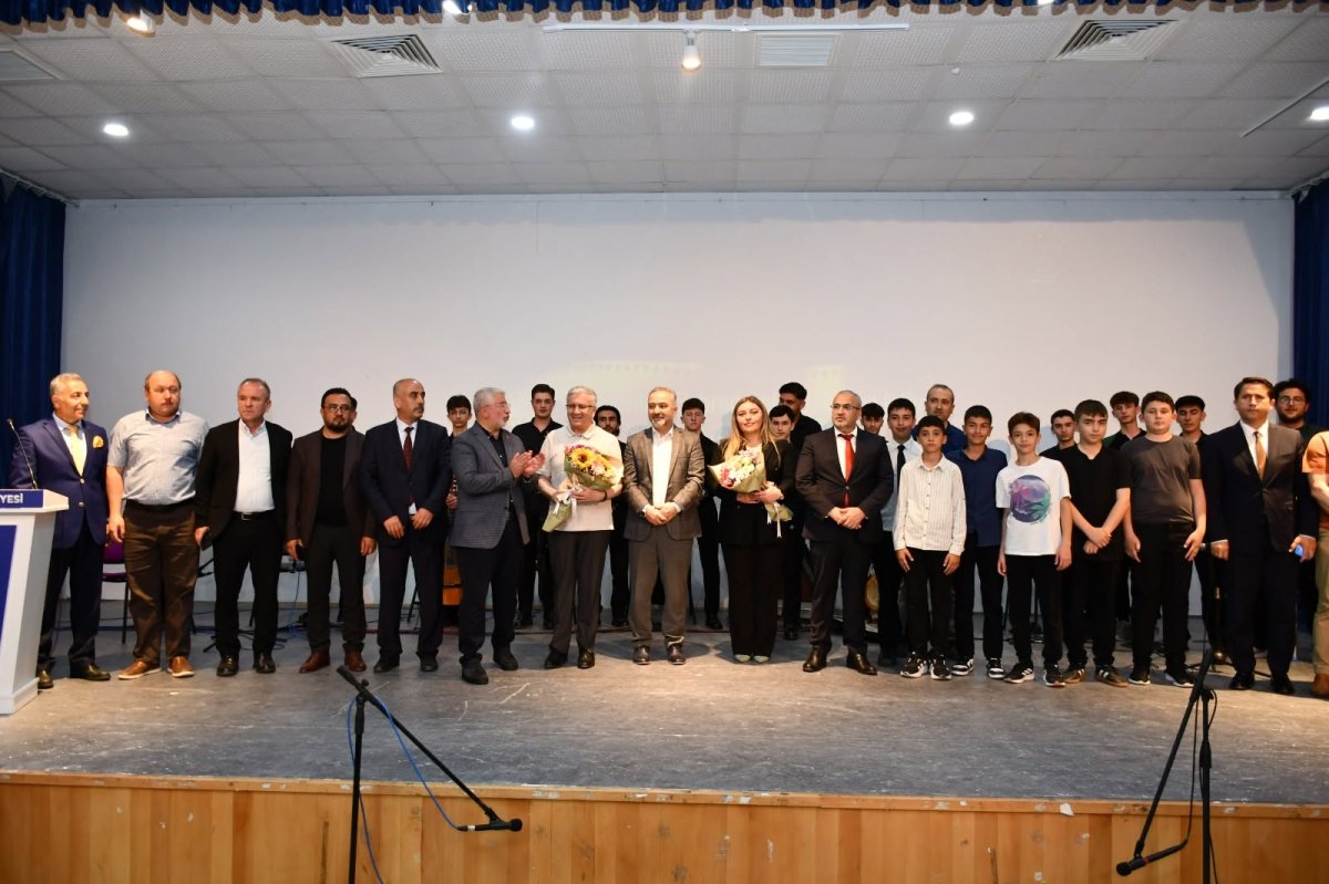 Manevi Değerlerle Büyüyen Nesiller: 