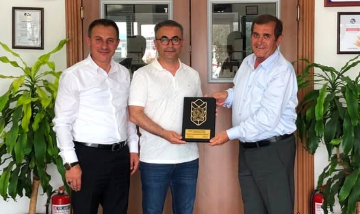 Başkan Öztürk'ten Çorum Ticaret Borsası'na Veda Ziyareti
