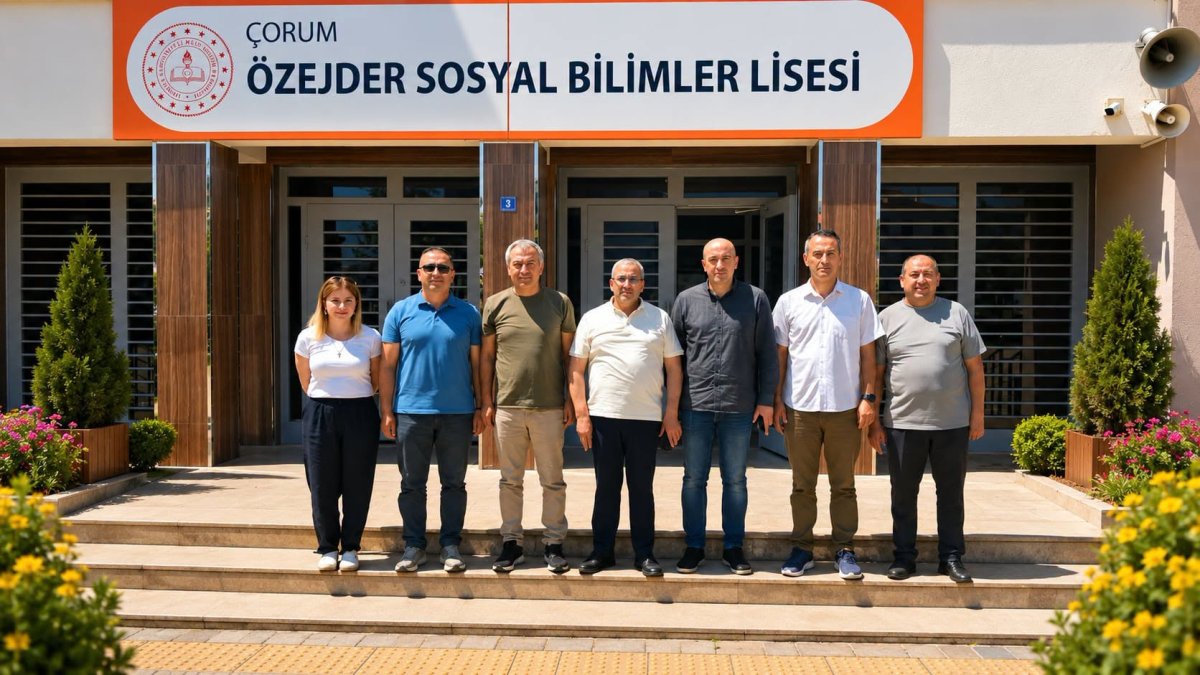 İl Millî Eğitim Müdürü Çağlar'dan Okul Yöneticilerine 'Hayırlı Olsun' Ziyareti