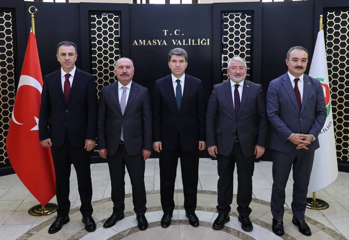 Vali Ali Çalgan Ve Çorum Protokolünden Amasya Valisi Önder Bakan'a Ziyaret