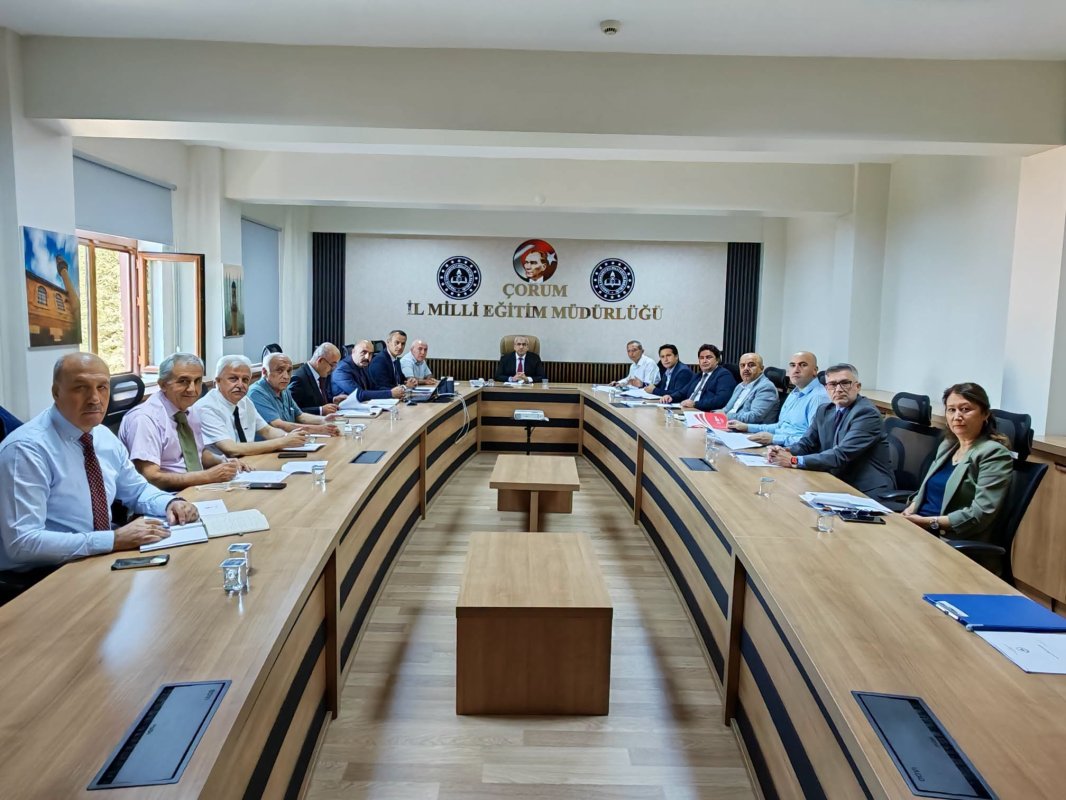 Çorum'da Yeni Eğitim Öğretim Yılı İçin Geri Sayım: Millî Eğitim'de Kritik Zirve!