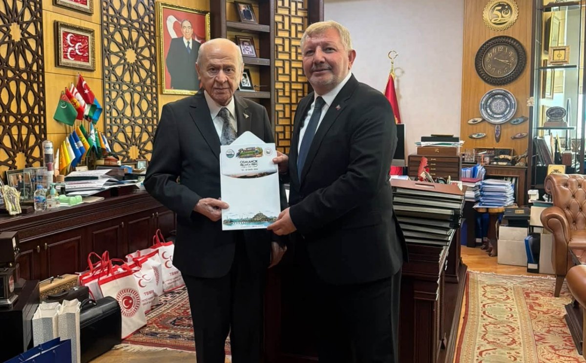 Osmancık Belediye Başkanı Ahmet Gelgör'den Mhp Lideri Dr. Devlet Bahçeli'ye Festival Ziyareti!