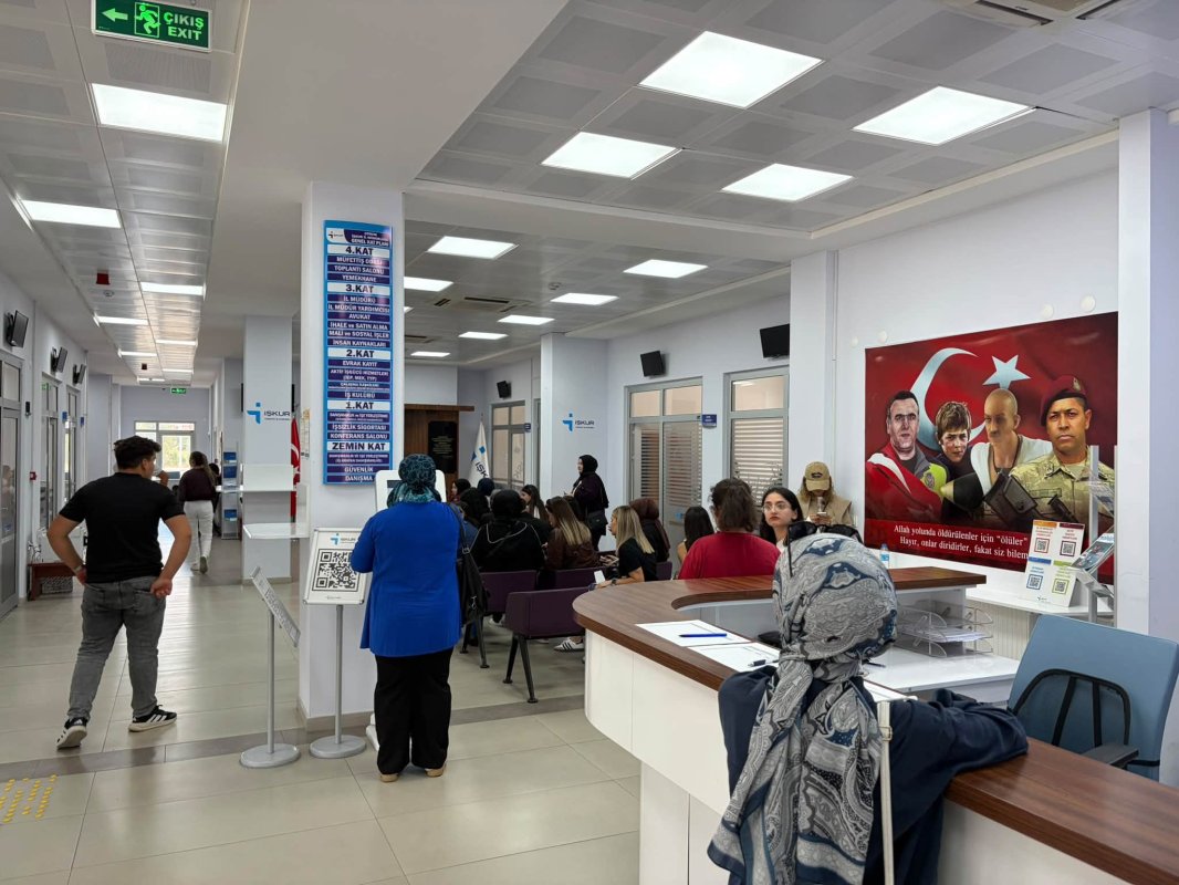 Çorum İşkur'da İstihdam Mesaisi: Turkcell Global Bilgi İş Arayanlarla Buluştu!
