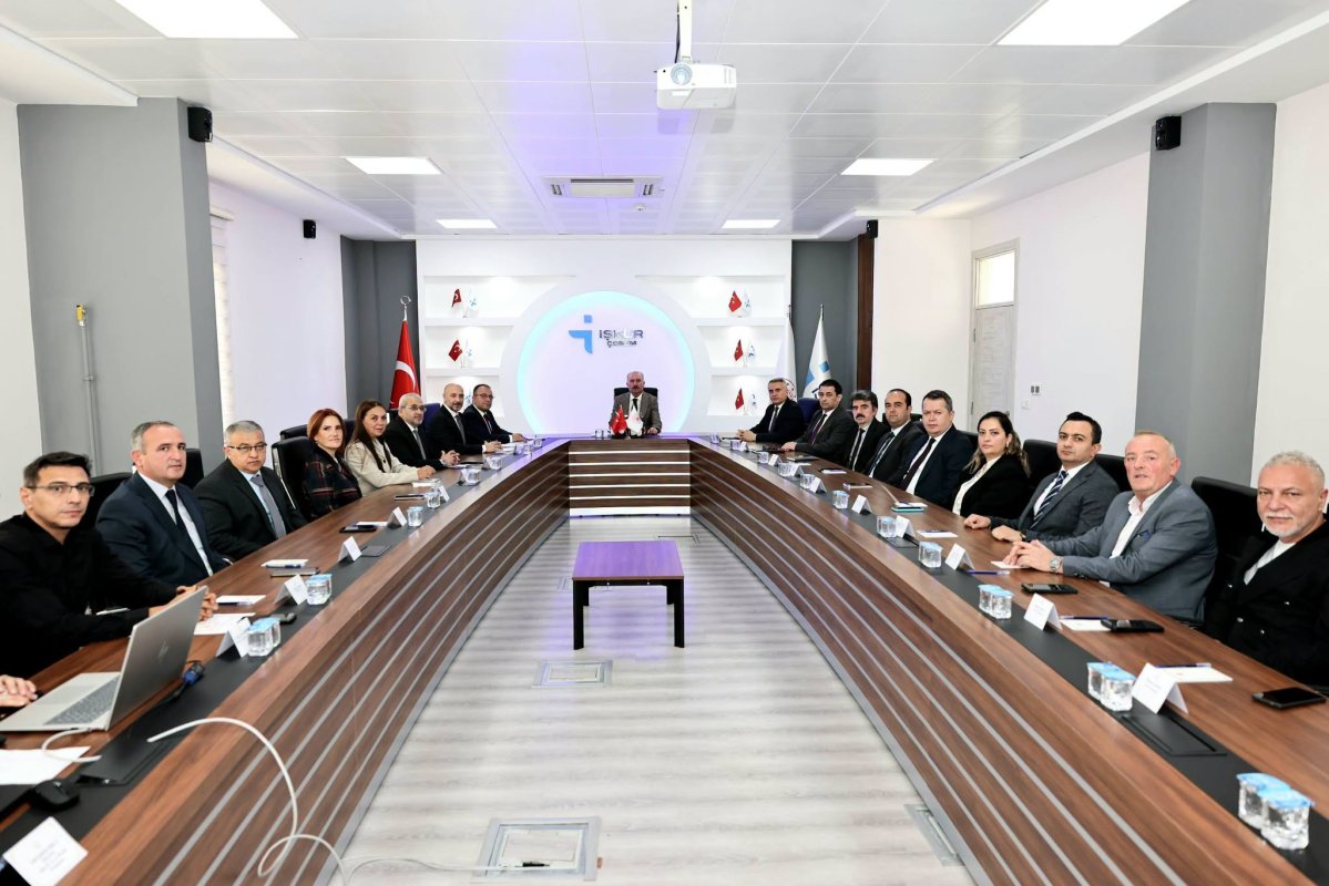 Çorum İstihdam Ve Mesleki Eğitim Kurulu Vali Çalgan Başkanlığında Toplandı