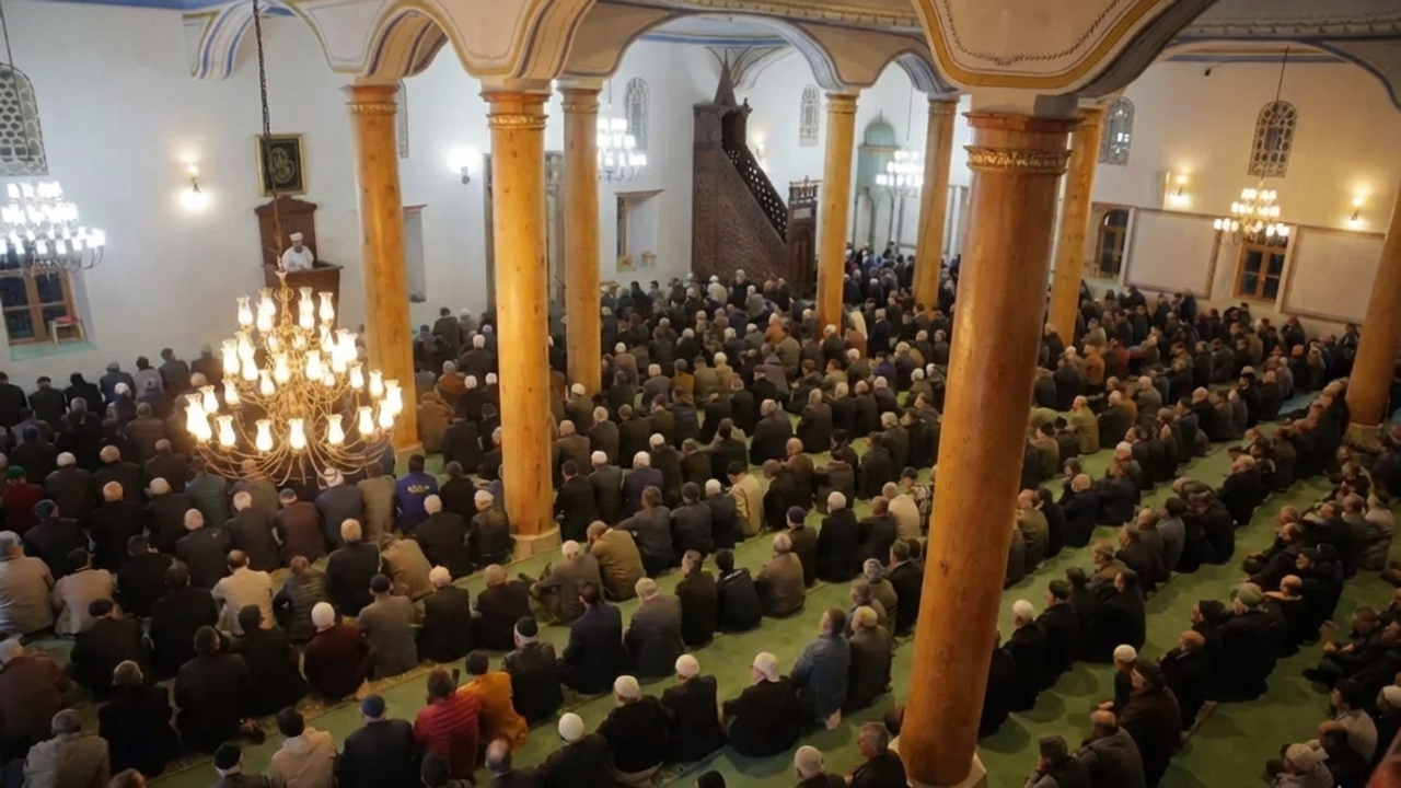 9 Camide Hatimle Teravih Namazı Kılınacak