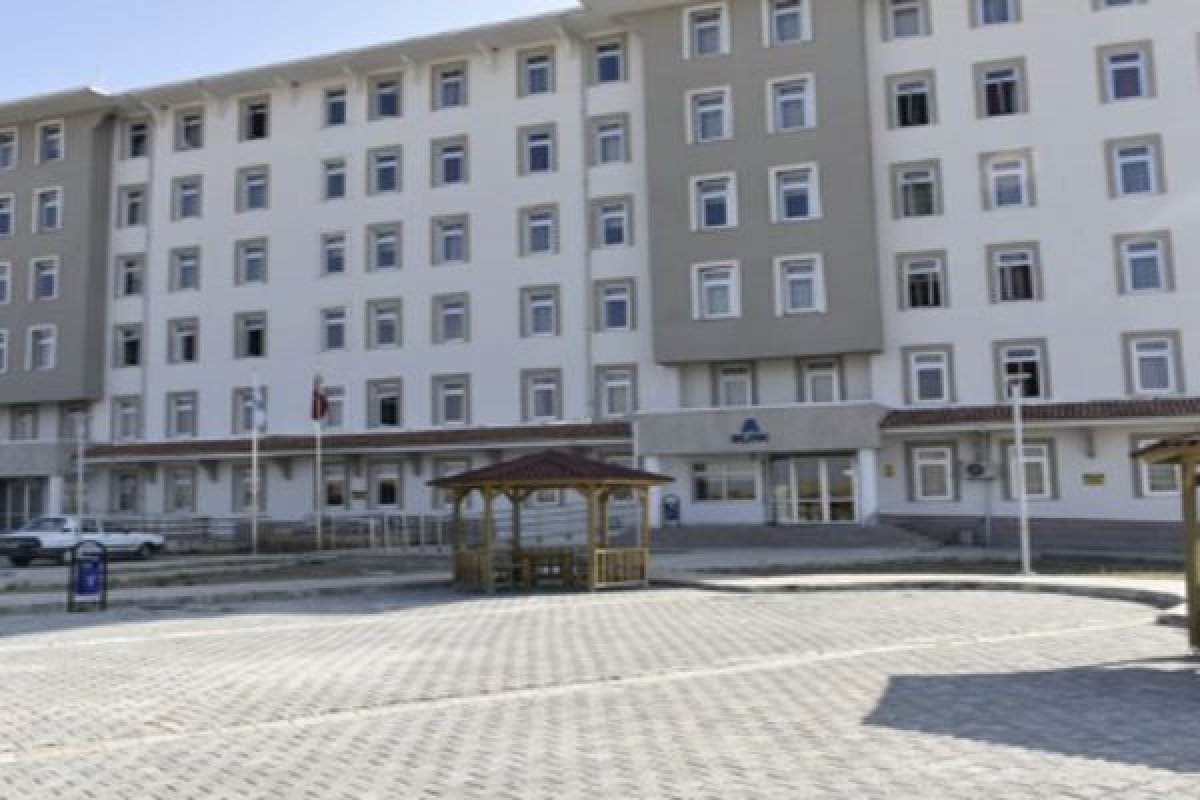 Çorum’da 60 Öğrenci Hastanelik Oldu