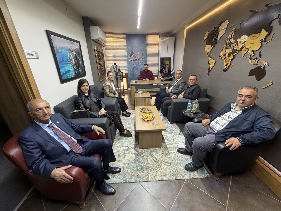 CHP Çorum Teşkilatı'ndan Çorum Kent TV'ye "Hayırlı Olsun" Ziyareti