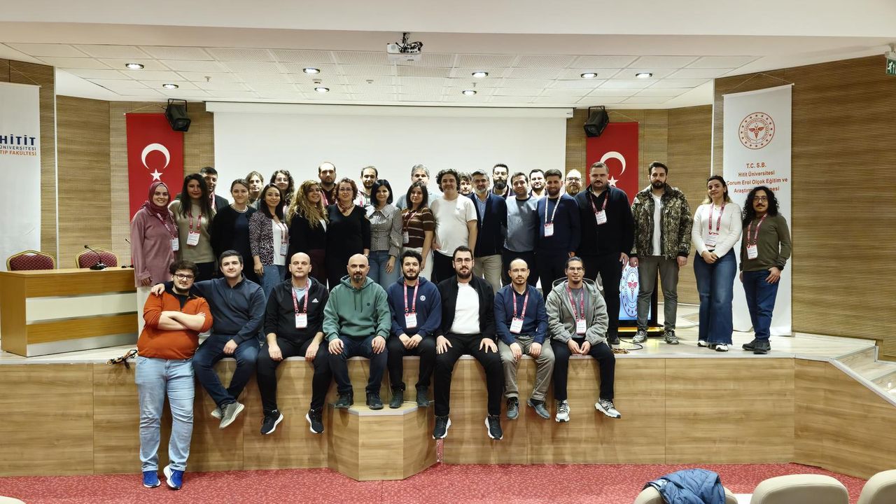 Acil Tıp Kliniği Hekimlerine Ultrasonofgrafi Eğitimi Kursu Verildi