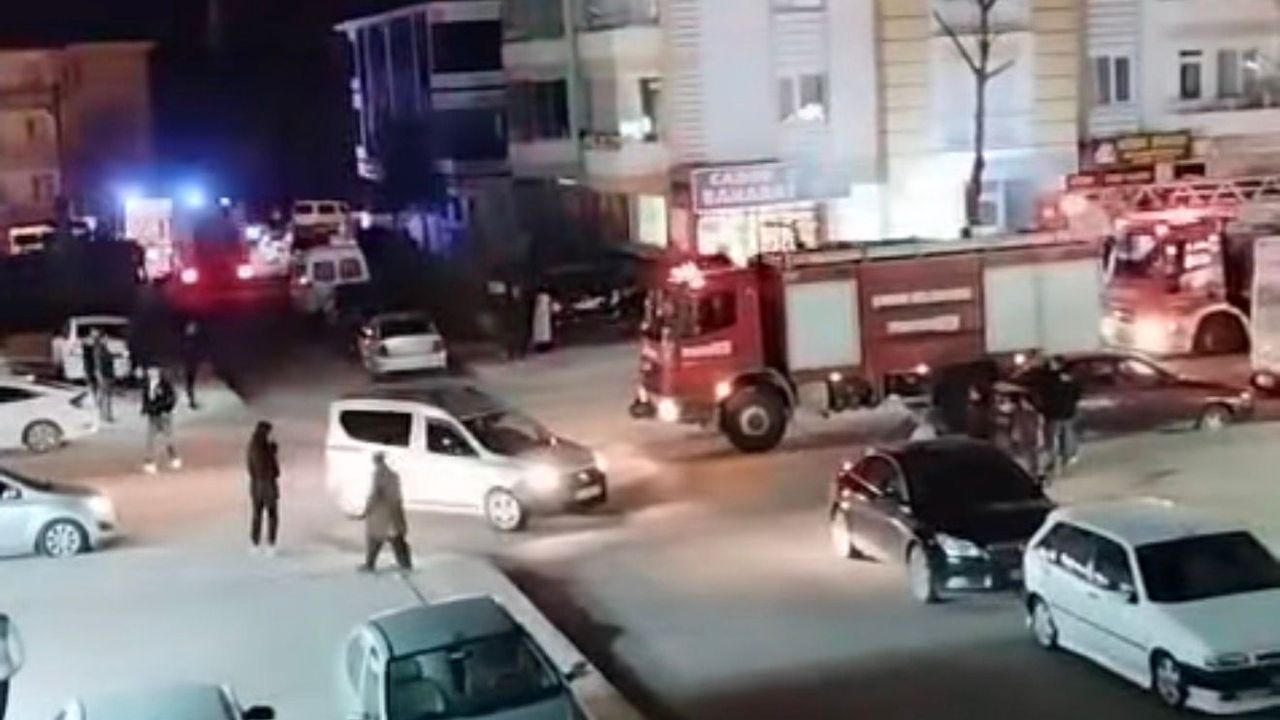 Apartmana Dökülen Benzin Yangına Neden Oldu: 2 Yaralı