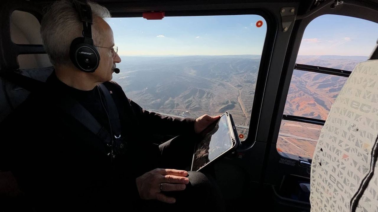 Bakan Uraloğlu Çorum Hızlı Tren Hattının Çalışmalarını Havadan İnceledi