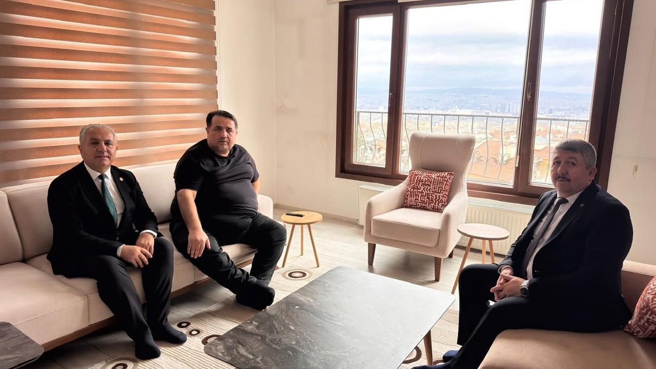 Başkan Özel Ve Başkan Pulla Milletvekili Kaya’ya Nezaket Ziyareti