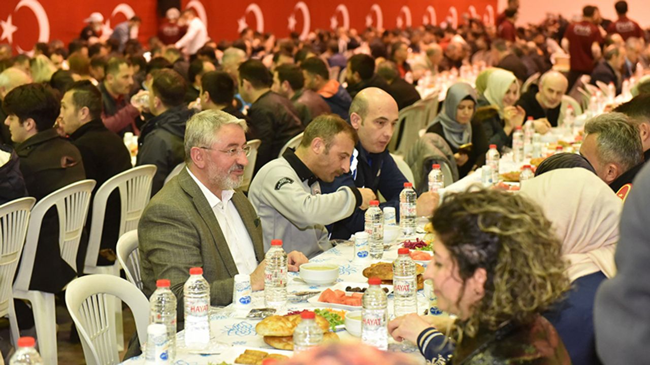 Belediye Ramazan Boyunca Her Gün 1000 Kişiye İftar Verecek