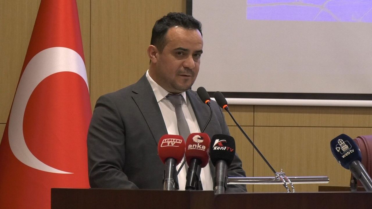 Boruç, “Türkiye Siyonist Saldırılara Karşı İran’ın Yanında Olmalı”