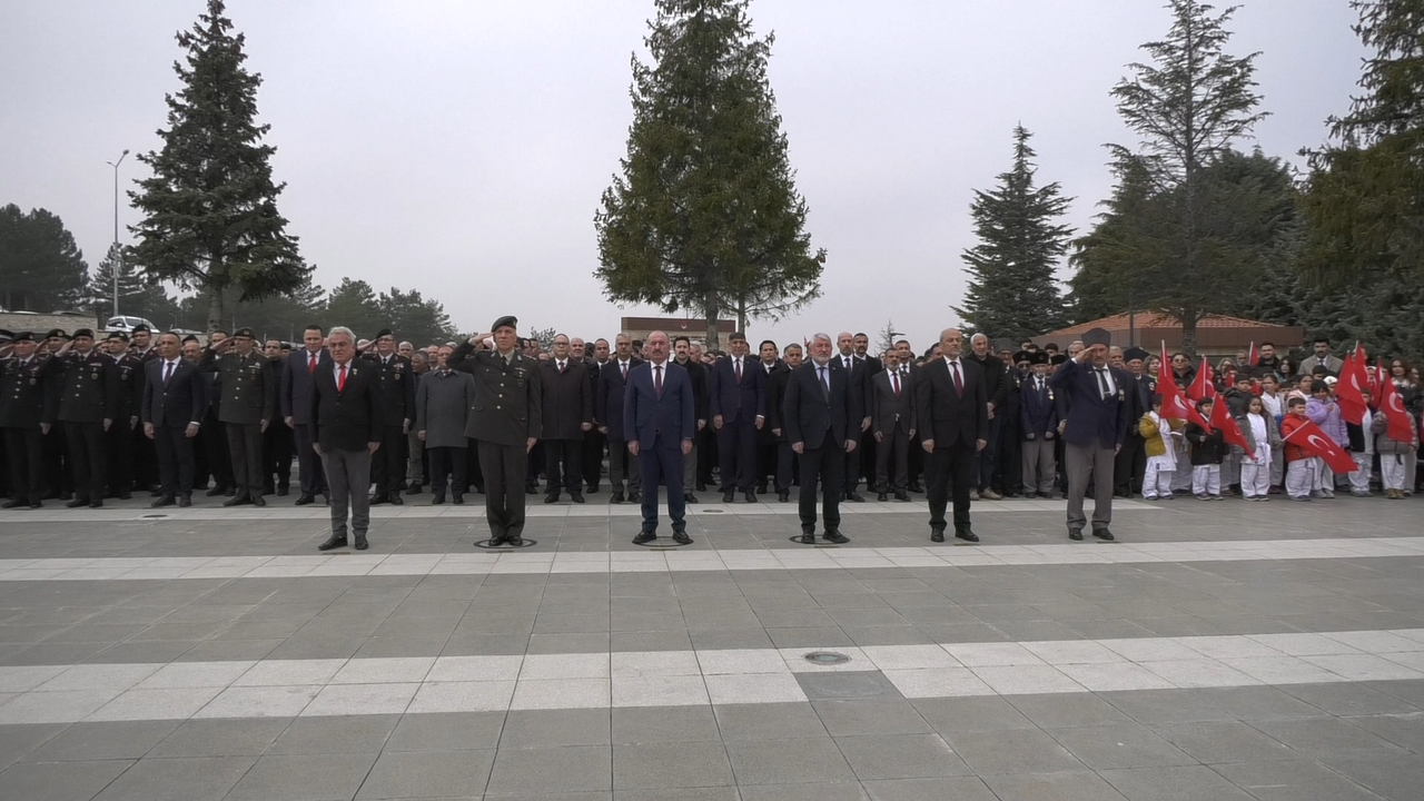 Çanakkale Zaferi Şehitlikte Törenle Kutlandı