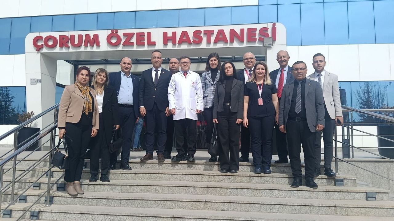 CHP Heyeti, Tıp Bayramında Sağlık Çalışanlarını Unutmadı