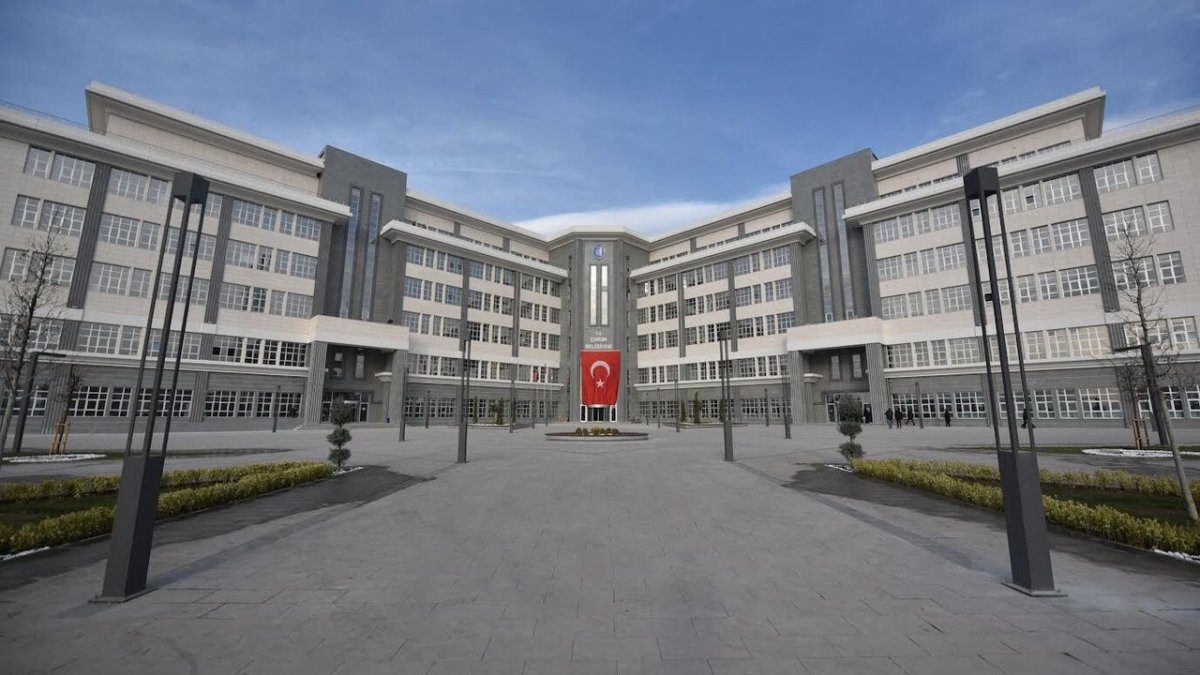 Çorum Belediyesi'nden 'Torpil' İddialarına Sert Yanıt: "Asılsız İddiaların Altında Şahsi Talepler Yatıyor"