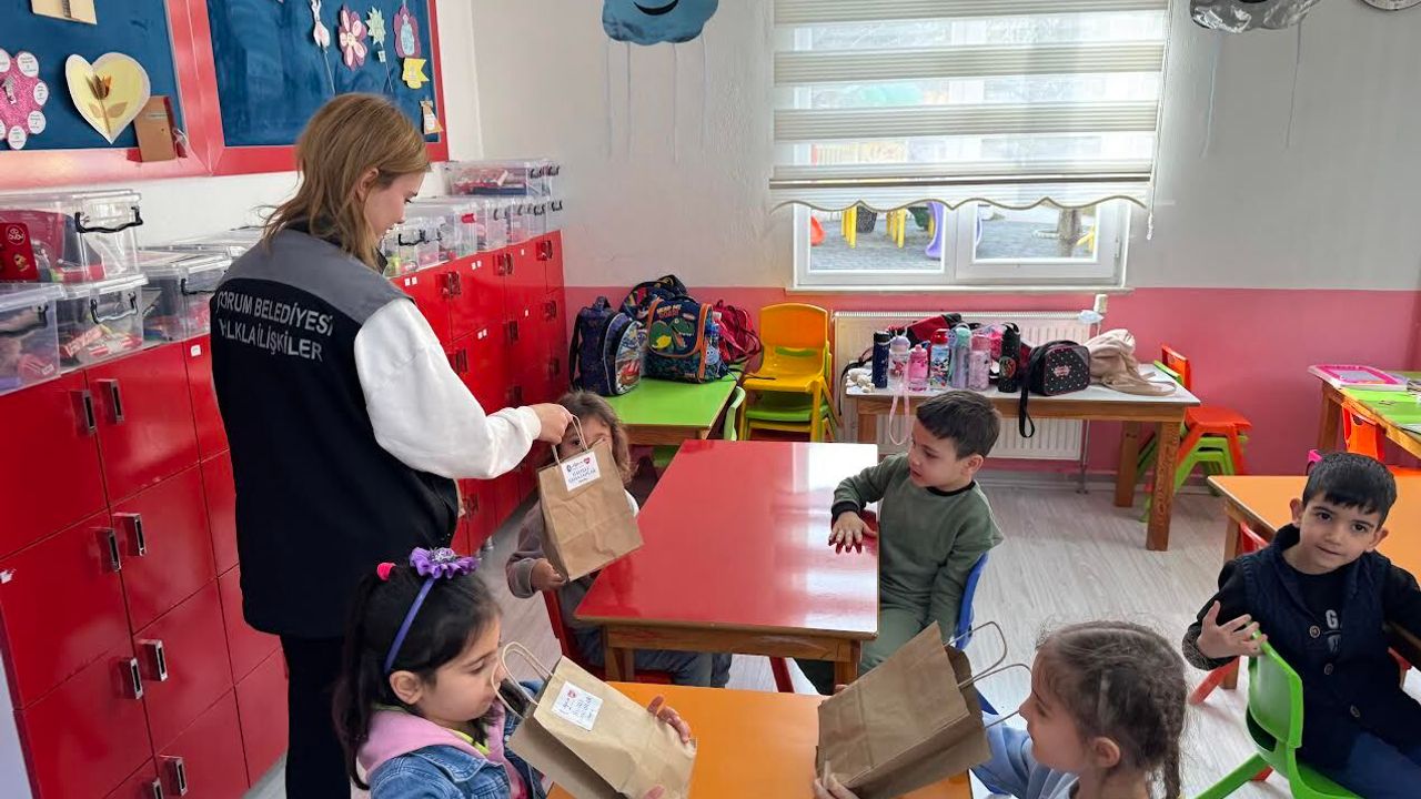 Çorum Belediyesi’nden Çocuklara Ramazan İkramı