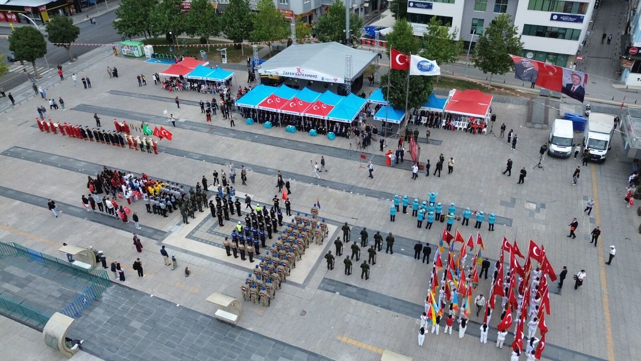 Çorum’da 104 Yıllık Gurur Coşkuyla Kutlandı