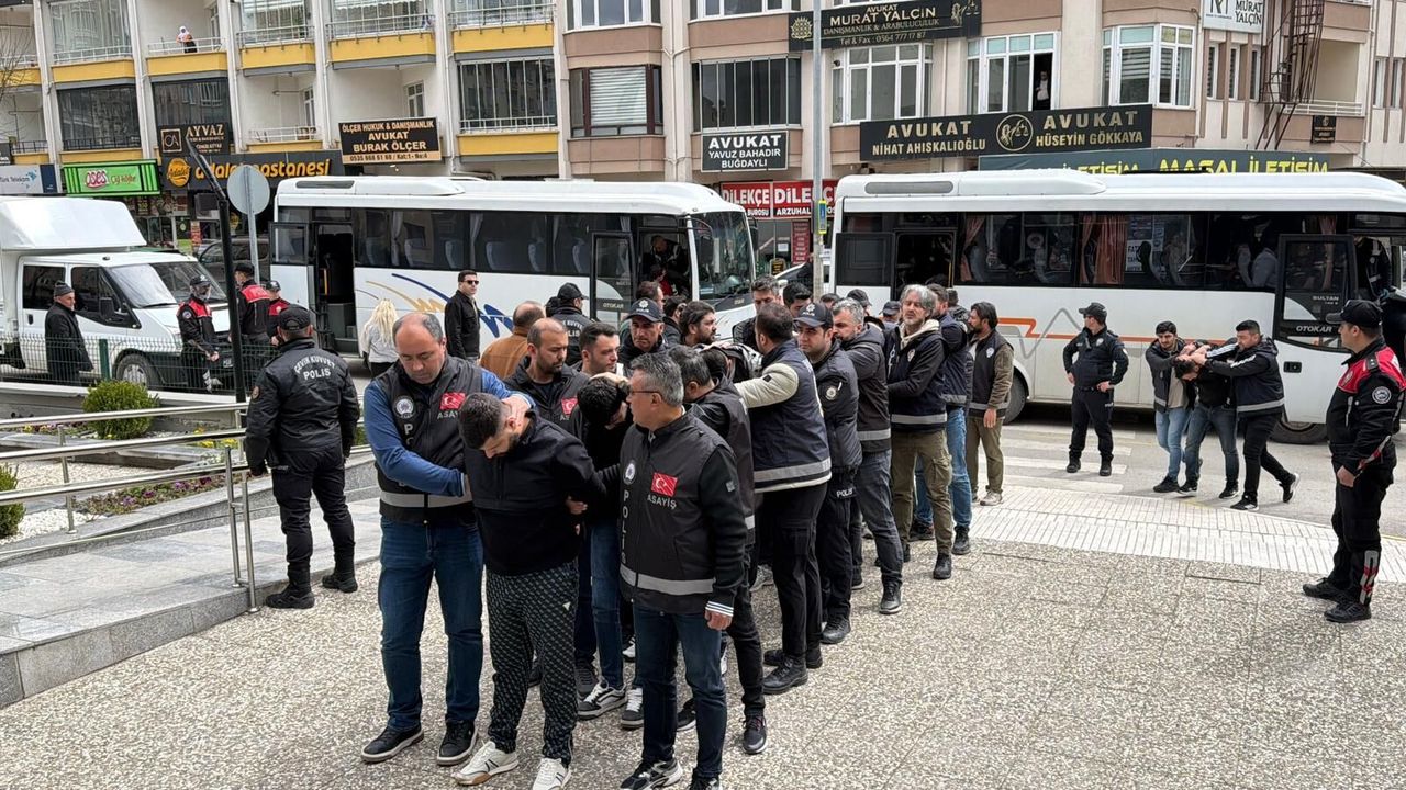 Çorum’da 140 Milyonluk Vurgun Planı Deşifre Edildi! 21 Kişi Tutuklandı