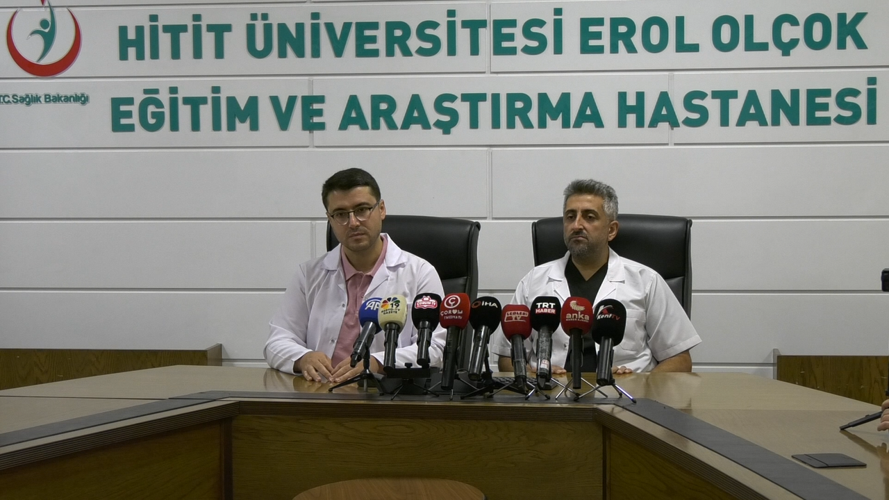 Çorum’da Boğazından Canlı Sülük Çıkarıldı! 59 Yaşındaki Öğretmen Yaşadıklarını Anlattı