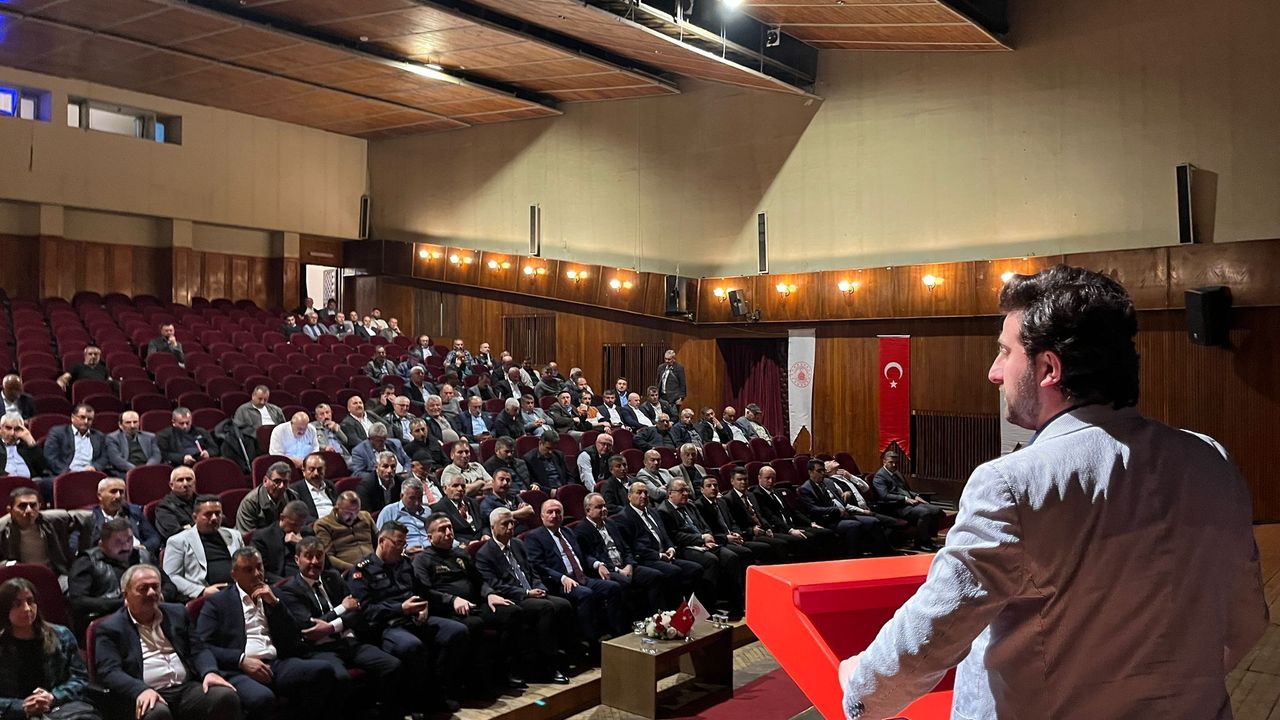 Çorum’da Muhtarlara Hizmet İçi Eğitim
