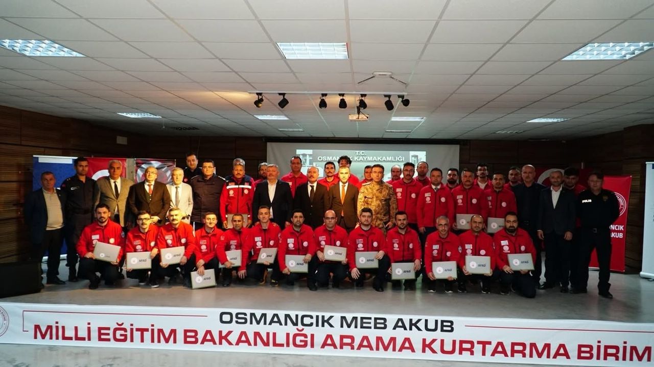 Çorum’da Tek Olan Örnek Oluşum MEB AKUB’a Törenle Belgeleri Verildi