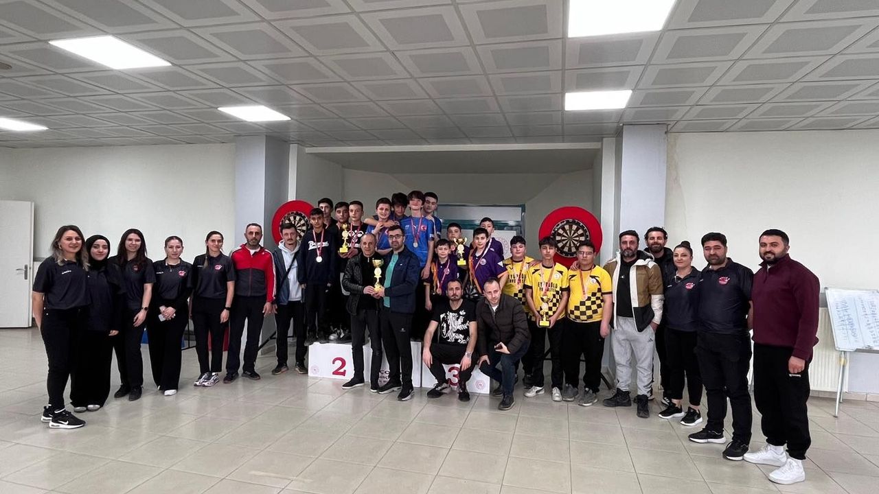 Dart Turnuvasının Galipleri Belli Oldu
