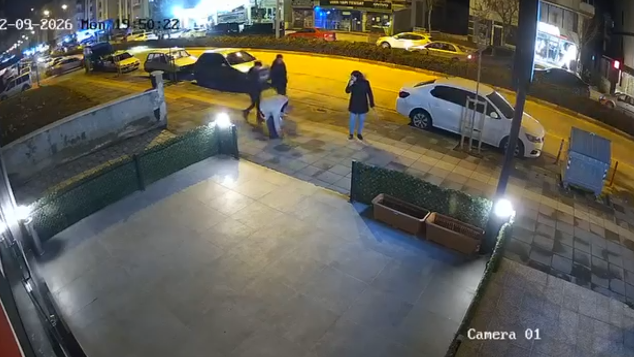 Düşürülen Altın Kolye Aranıyor! Kameralara Yansıdı