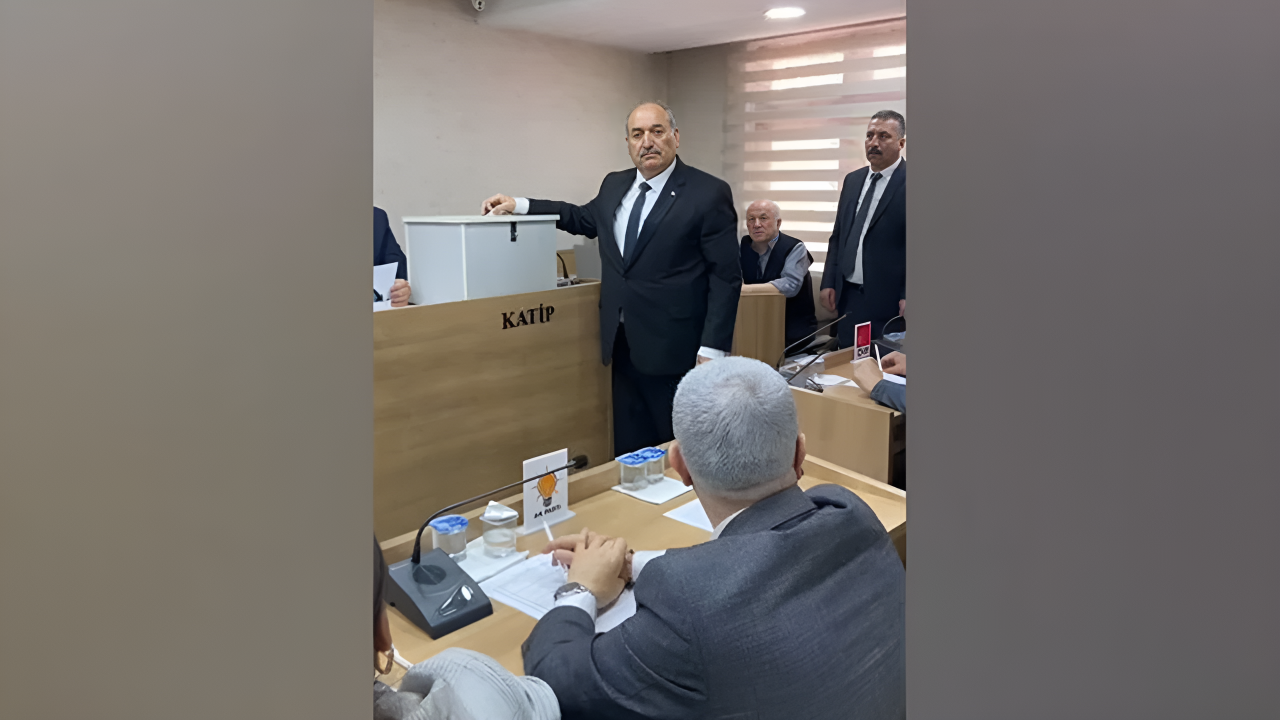 İl Genel Meclisi’nde Duran Bıyık Dönemi!