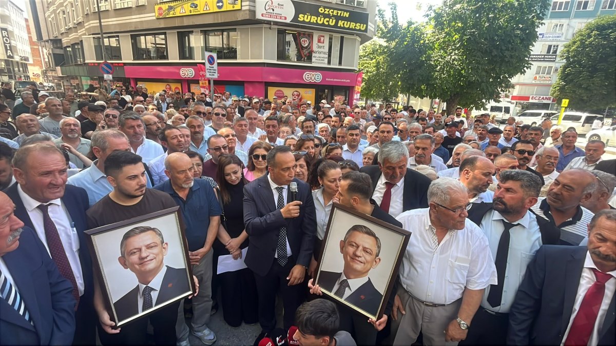 Çorum'da CHP'den Kitlesel Kopuş! Yeni Parti'ye Geçiş Başladı