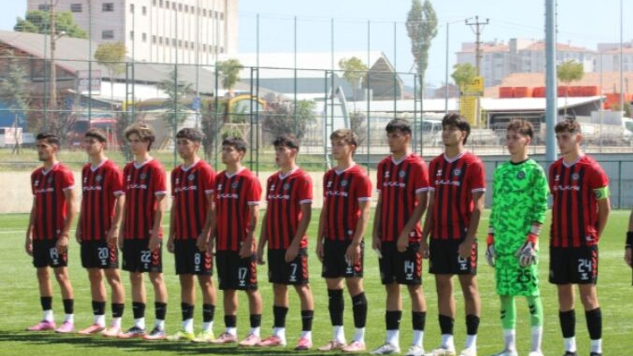 Gençlerin Zorlu Sınavı: Arca Çorum FK, Beşiktaş Deplasmanında