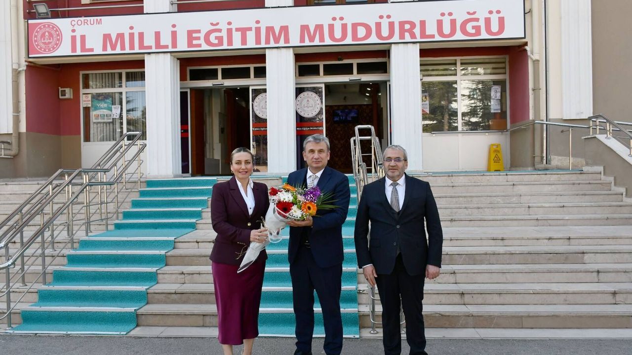 Genel Müdür Fethullah Güner Çorum İl Millî Eğitim Müdürlüğü’nü Ziyaret Etti