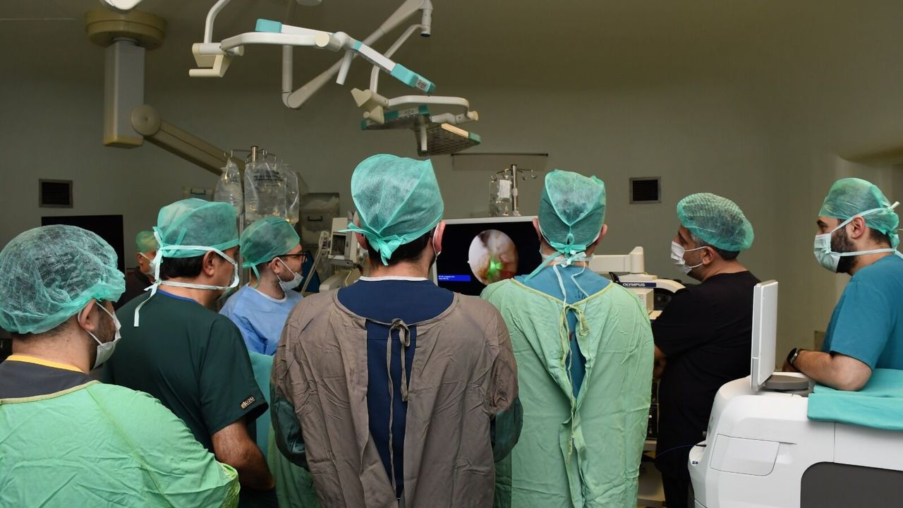 Hastanede İlk Kez Lazerle Prostat Ameliyatı (HOLEP) Başarıyla Yapıldı