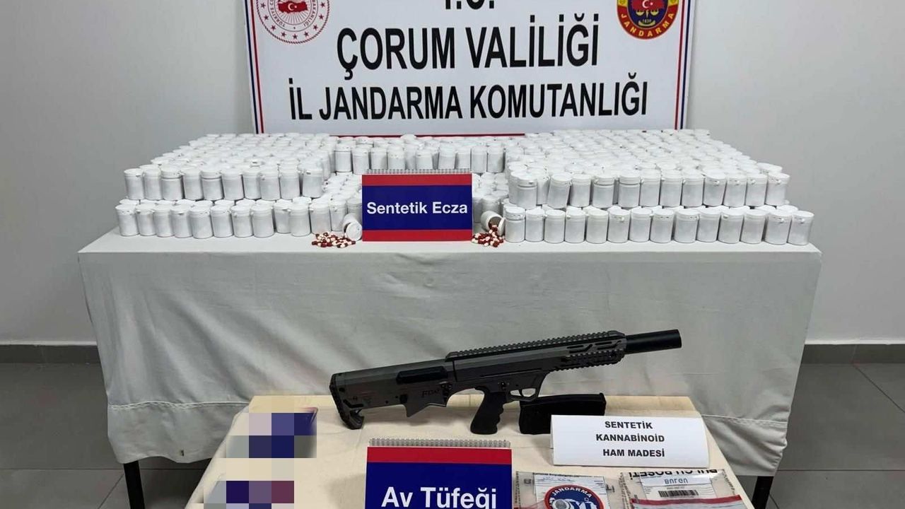 Jandarmadan Nokta Operasyon! Binlerce Hap Ele Geçirildi