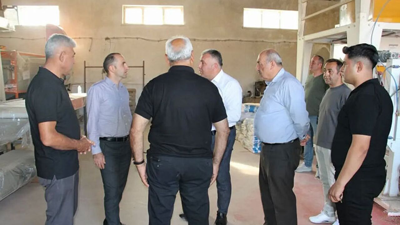 Kaymakam Polat Meyve Kurutma Tesisi’ni İnceledi