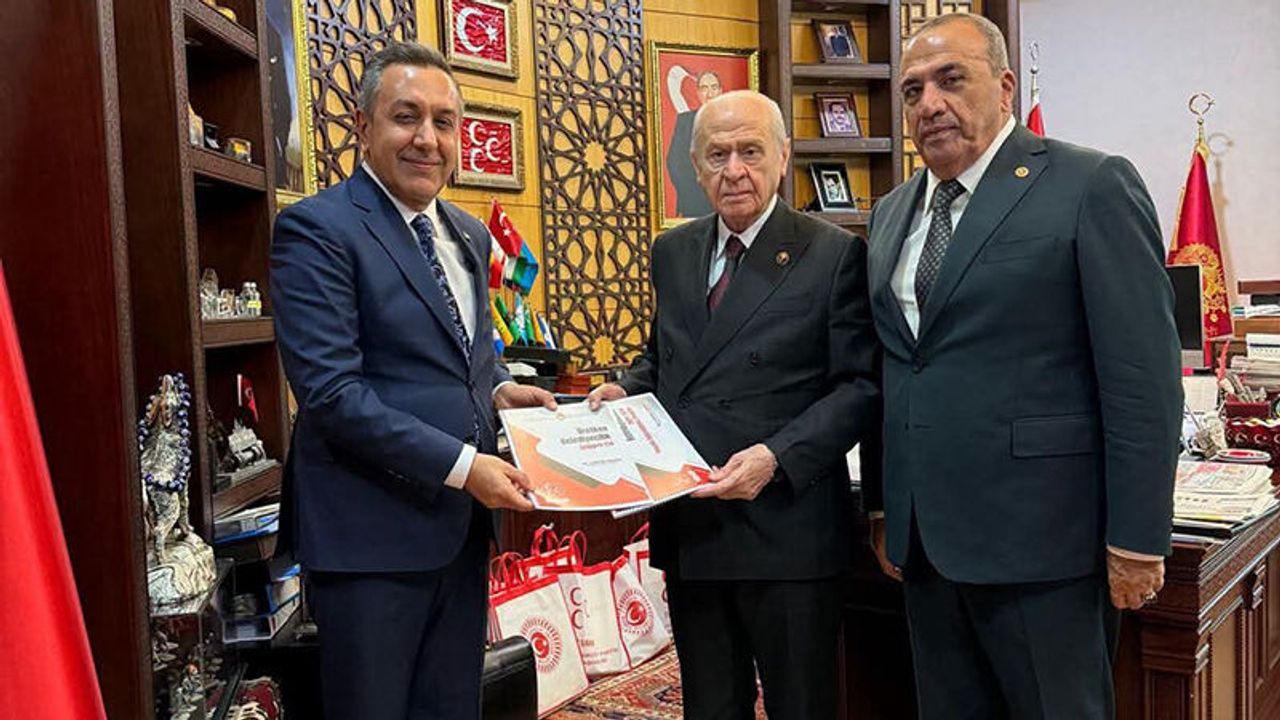 Muhsin Dere’den Bahçeli’ye Ziyaret