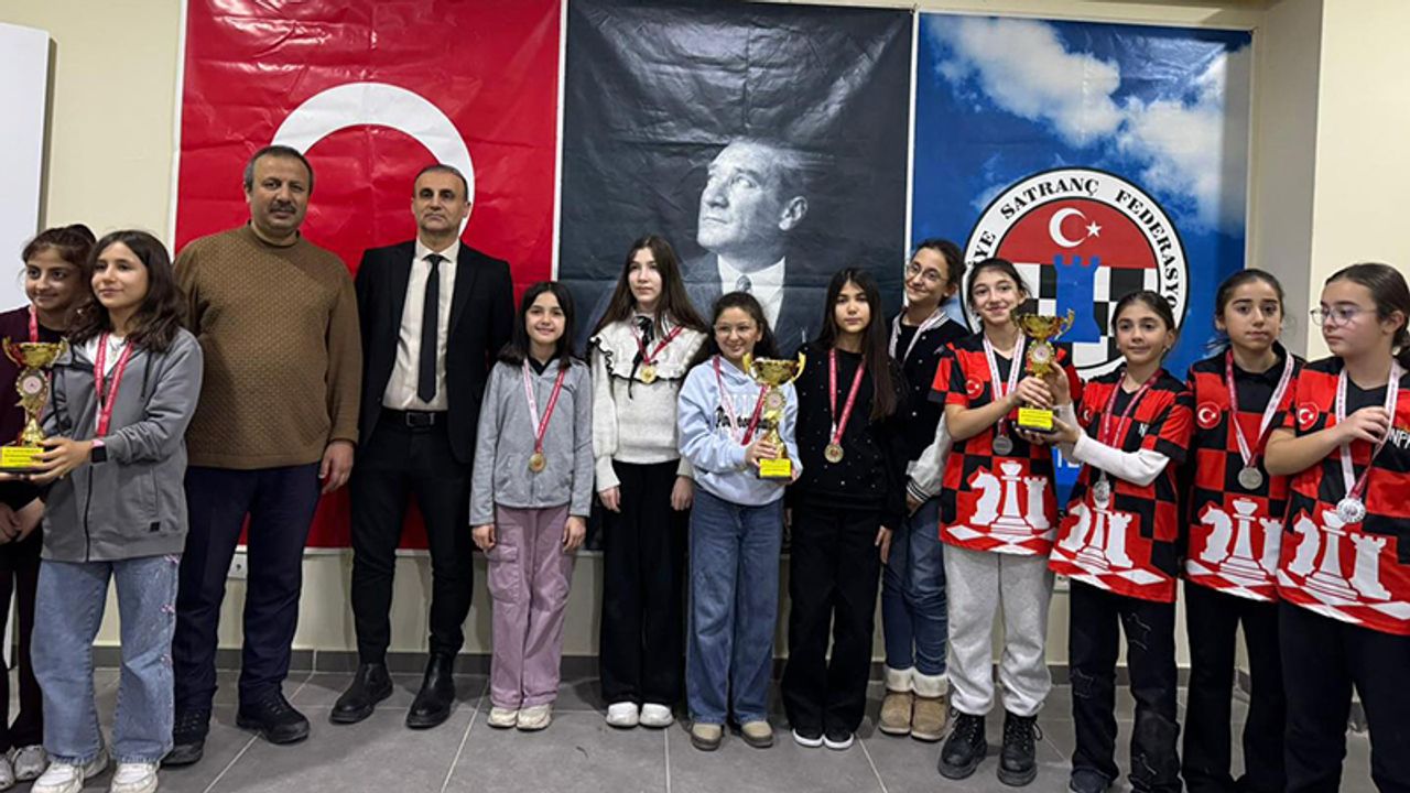 Satranç Yarışmalarında Derece Alan Okullar Belli Oldu
