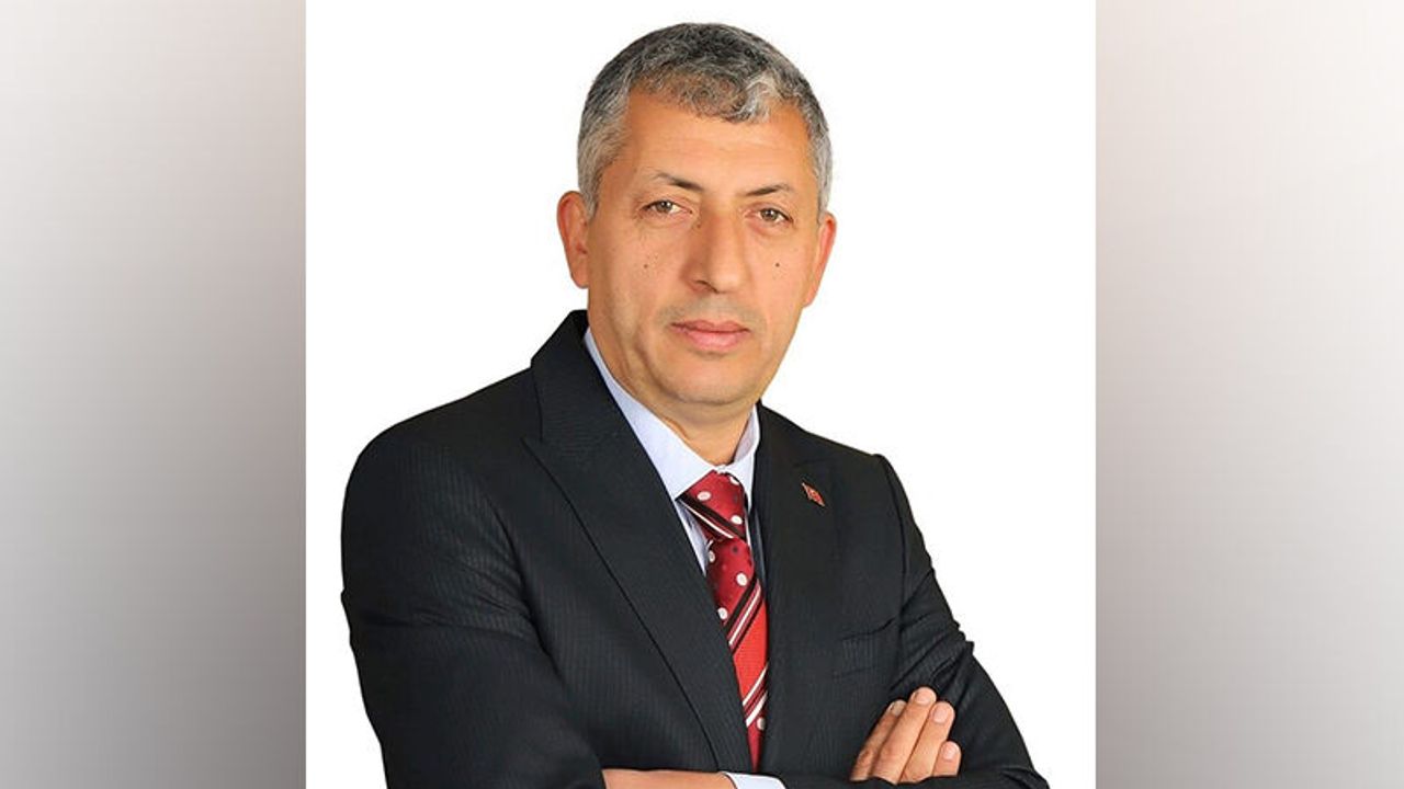 Sedat Ek: “Esnafın Oyu Bahis Konusu Yapılamaz”