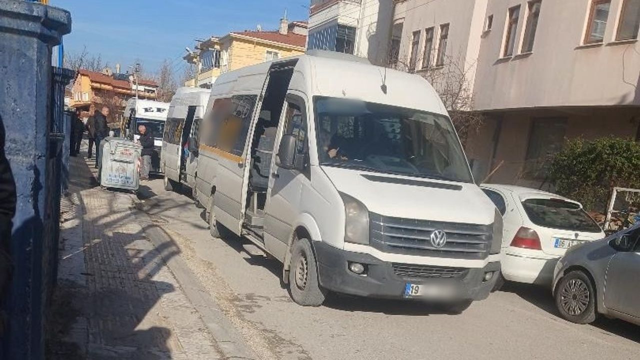 Servis Araçlarında Denetim Çağrısı: Sigara İddiası Gündemde