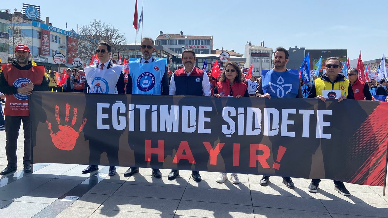 Siverek Saldırısı Sonrası Çorum’da Sendikalar Sokağa İndi