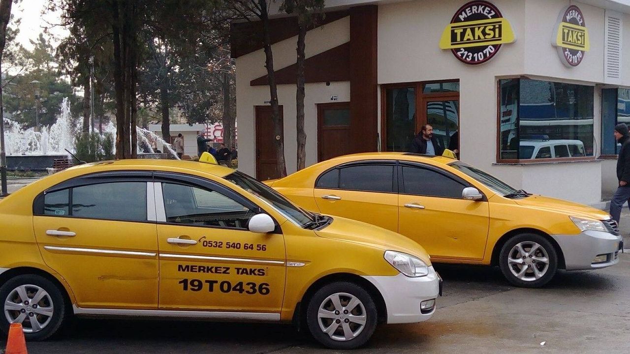 Taksi Ücretlerine Zam Yapıldı