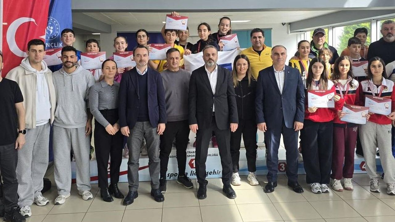 Tenis’te Çorum’a Gurur Yaşattılar
