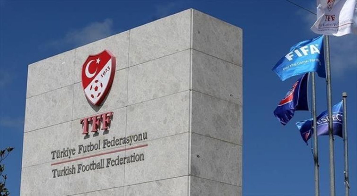 Tff'den Yeni Karar: Maç Öncesi Pankart Uygulamasına Son Verildi